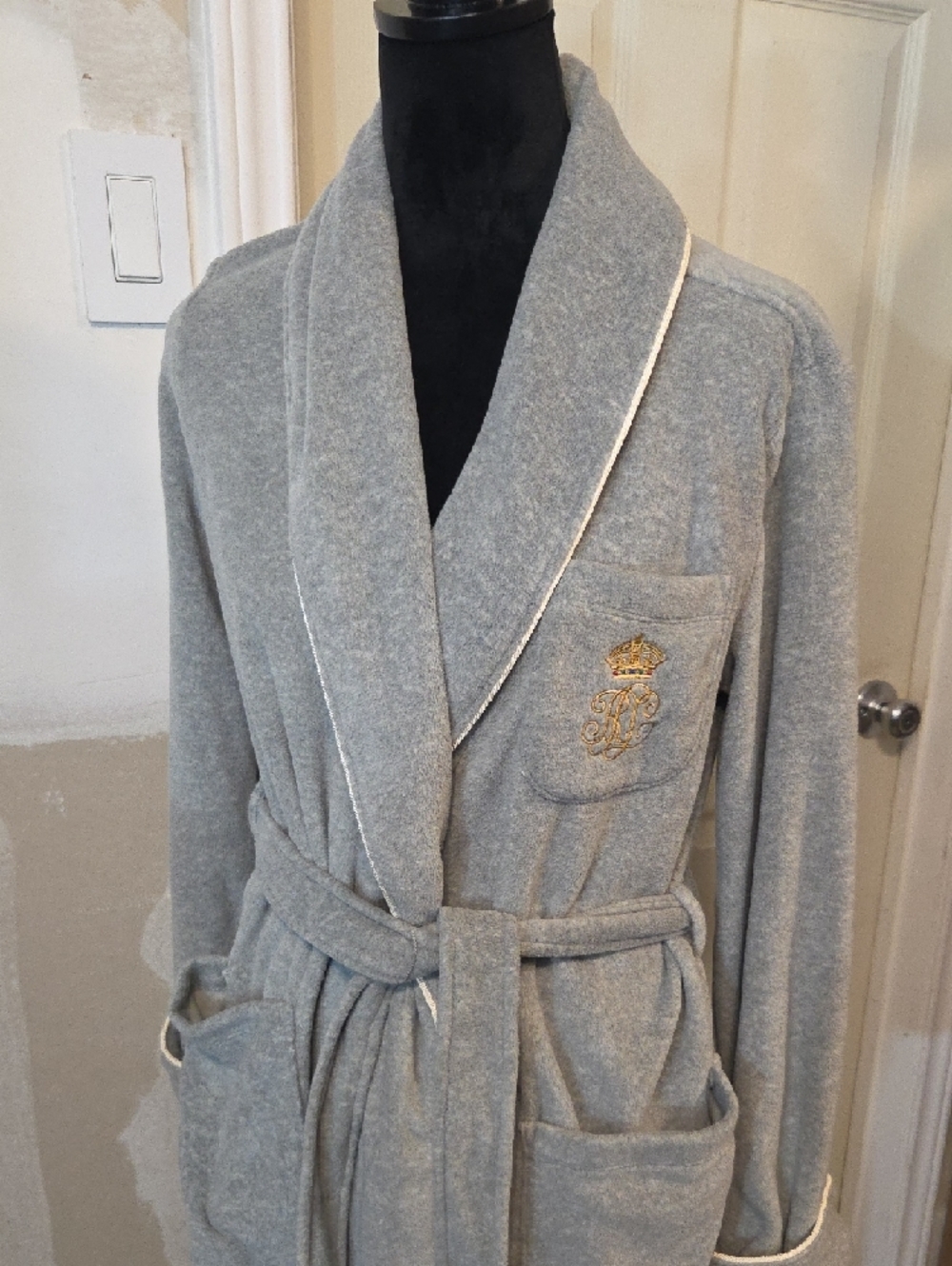 Lauren Ralph Lauren  Gray Terry Cloth Robe Long  Embroidered Crest Cozy Fleece - Picture 2 of 10